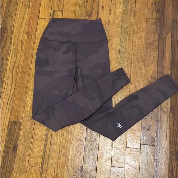 All Yoga leggings - Picture 2 of 2